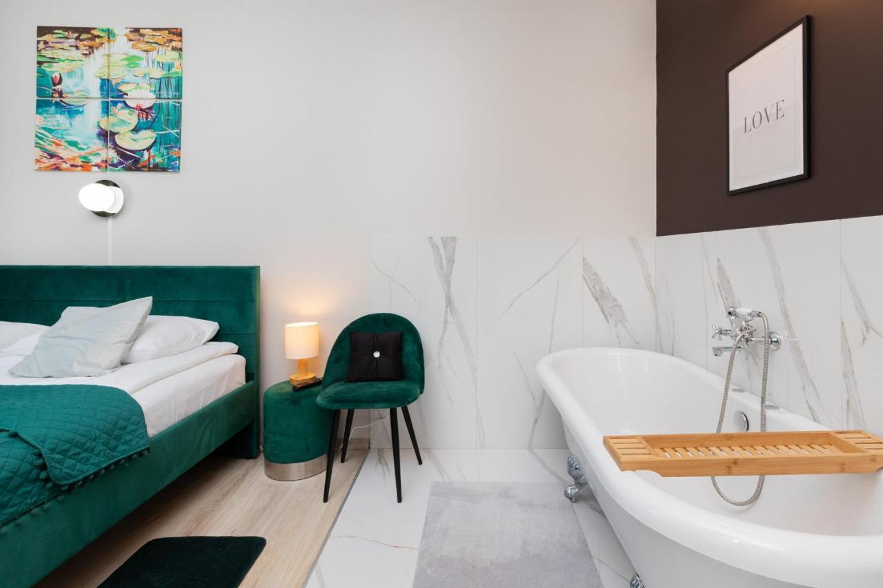 Przestronne 2 Oddzielne Sypialnie Caly Apartament W Spokojnej Dzielnicy Borkowo  Extérieur photo