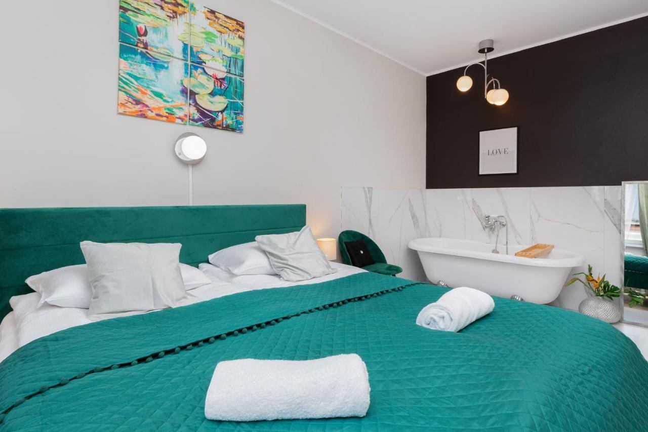 Przestronne 2 Oddzielne Sypialnie Caly Apartament W Spokojnej Dzielnicy Borkowo  Extérieur photo
