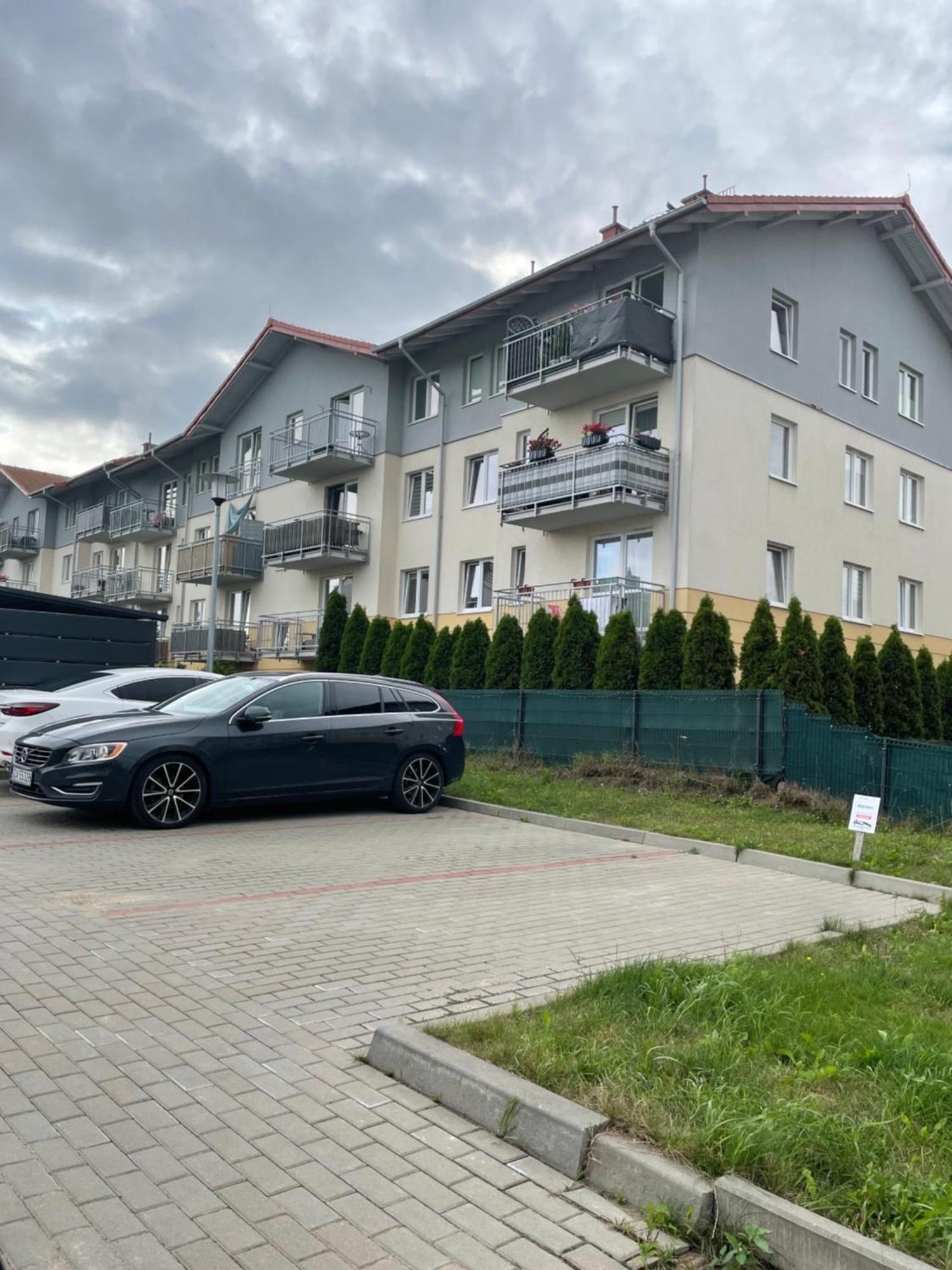Przestronne 2 Oddzielne Sypialnie Caly Apartament W Spokojnej Dzielnicy Borkowo  Extérieur photo